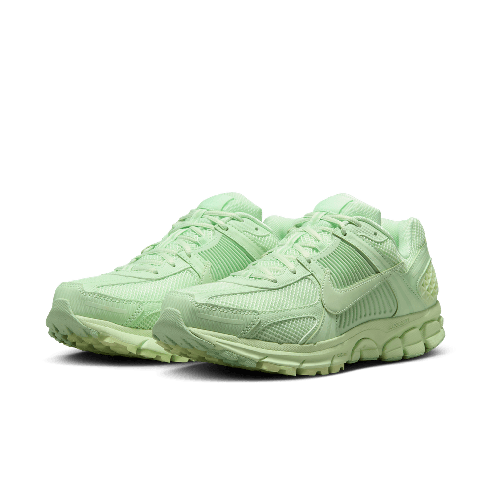 MENS NIKE ZOOM VOMERO 5 VAPOR GREEN